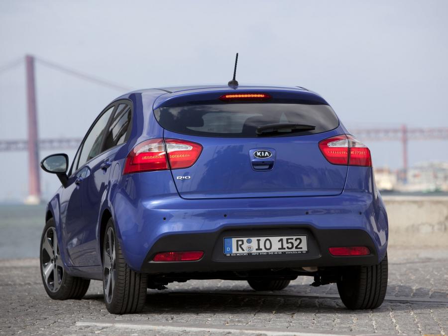  Kia Rio 5-Door 2011 года  (фото 3 из 30)